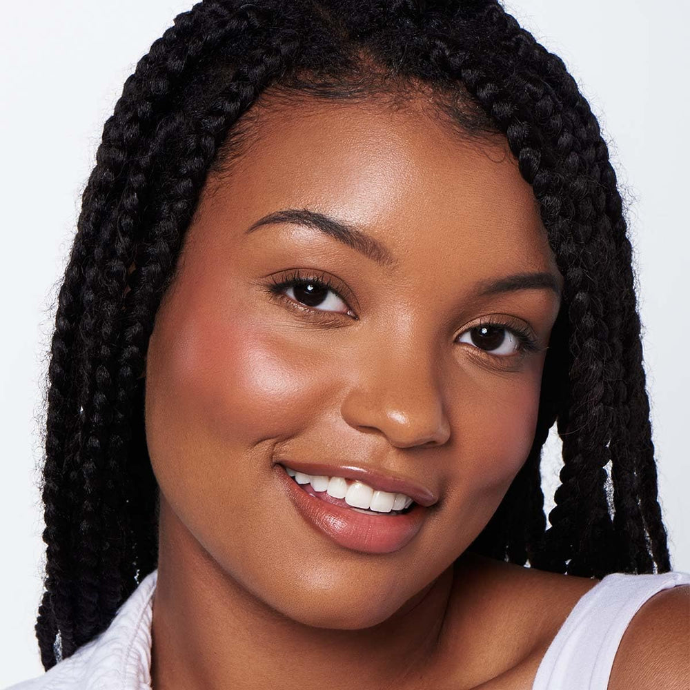 Ravie Beauty vegan cruelty-free formula on sleek packaging.