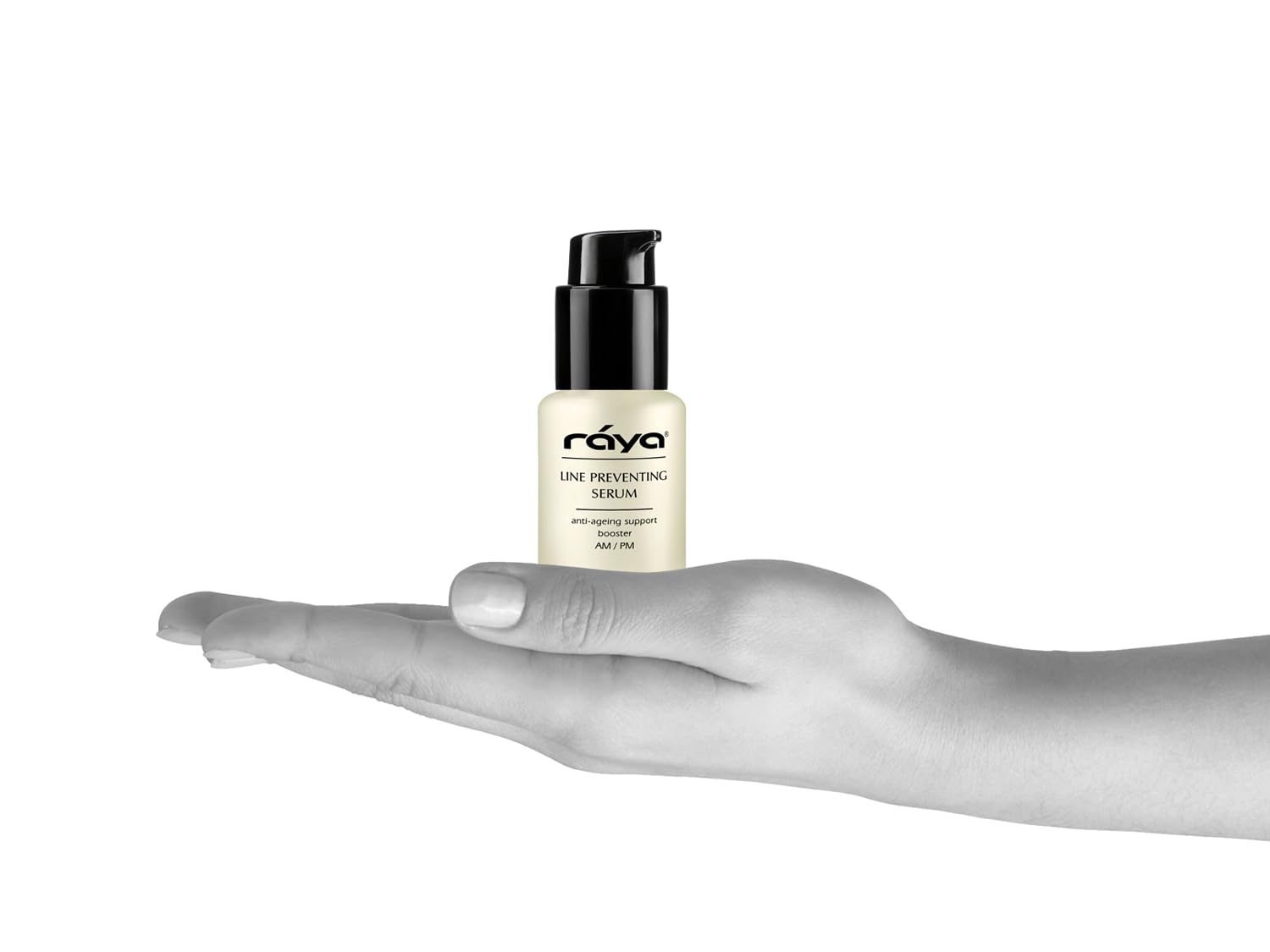 Raya Line Preventing Serum application on skin shows plumping effect