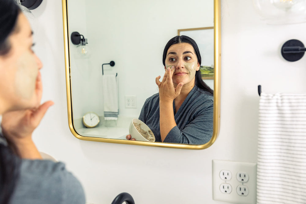 Redmond Clay helps control excess sebum for brighter look.