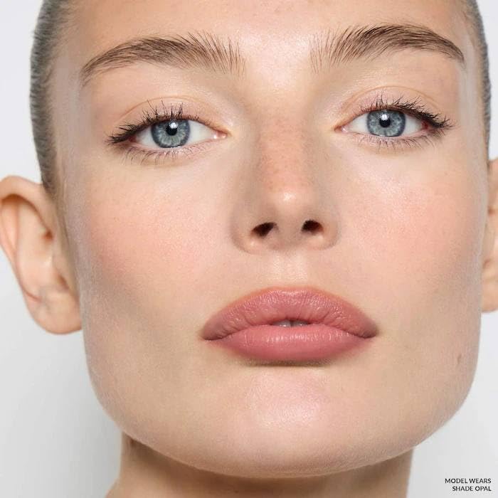 REFY Blur Liner Opal swatch shows light-medium pink shade for natural definition.