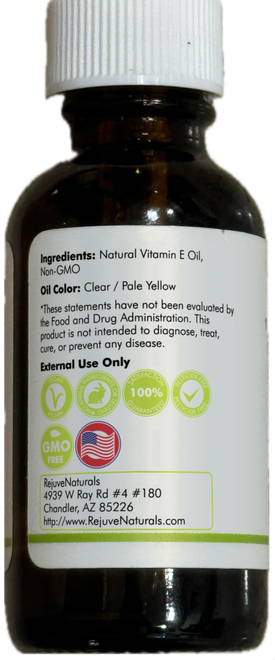 RejuveNaturals Vitamin E Oil USA-made and vegan friendly.