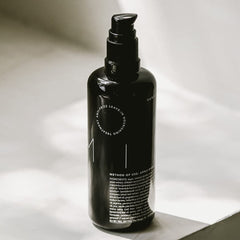 REVERIE Natural Milk Anti-Frizz Leave-In sulfate-free formula for color-treated hair
