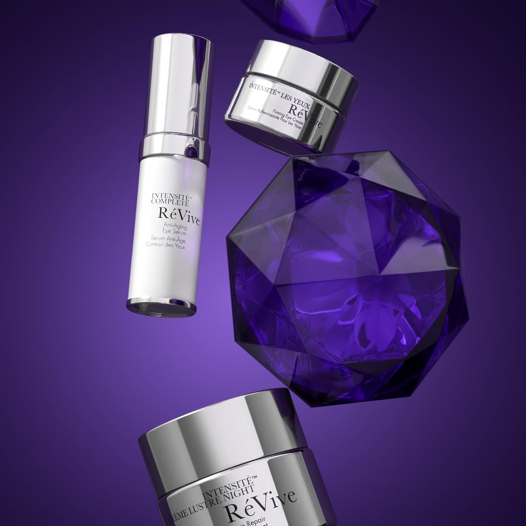 Gift-set outer packaging from RéVive Intensité, premium presentation for gifting.