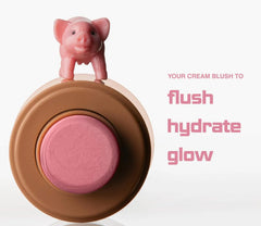 Travel-friendly Piggy compact in purse-friendly design for day-to-night touch-ups