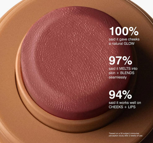 Rhode Pocket Blush Toasted Teddy blend enables seamless buildable cheek color.
