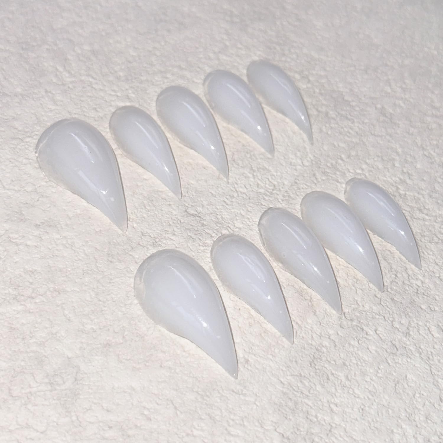 RIICFDD ABS material close-up emphasizes non-toxic, odor-free wear for comfortable use