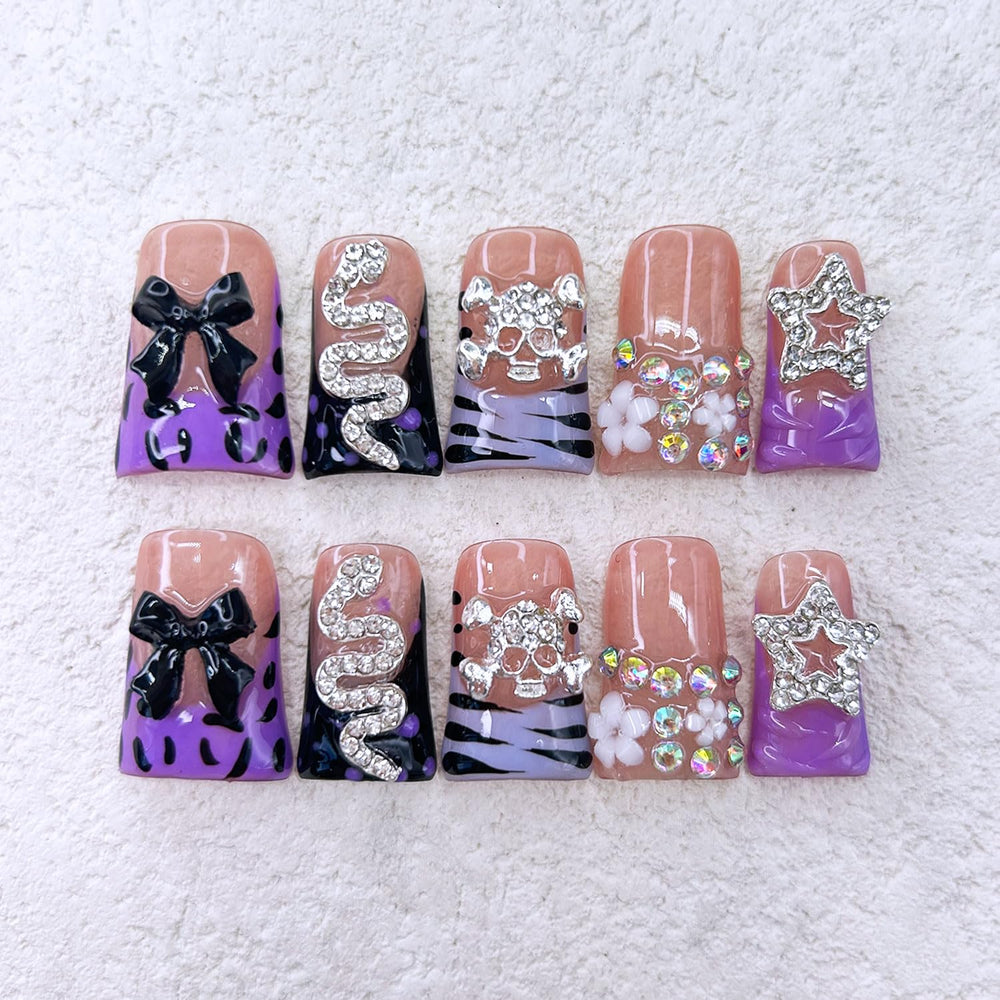 RIICFDD duck 3D nails with bow and stars for an elegant party look.
