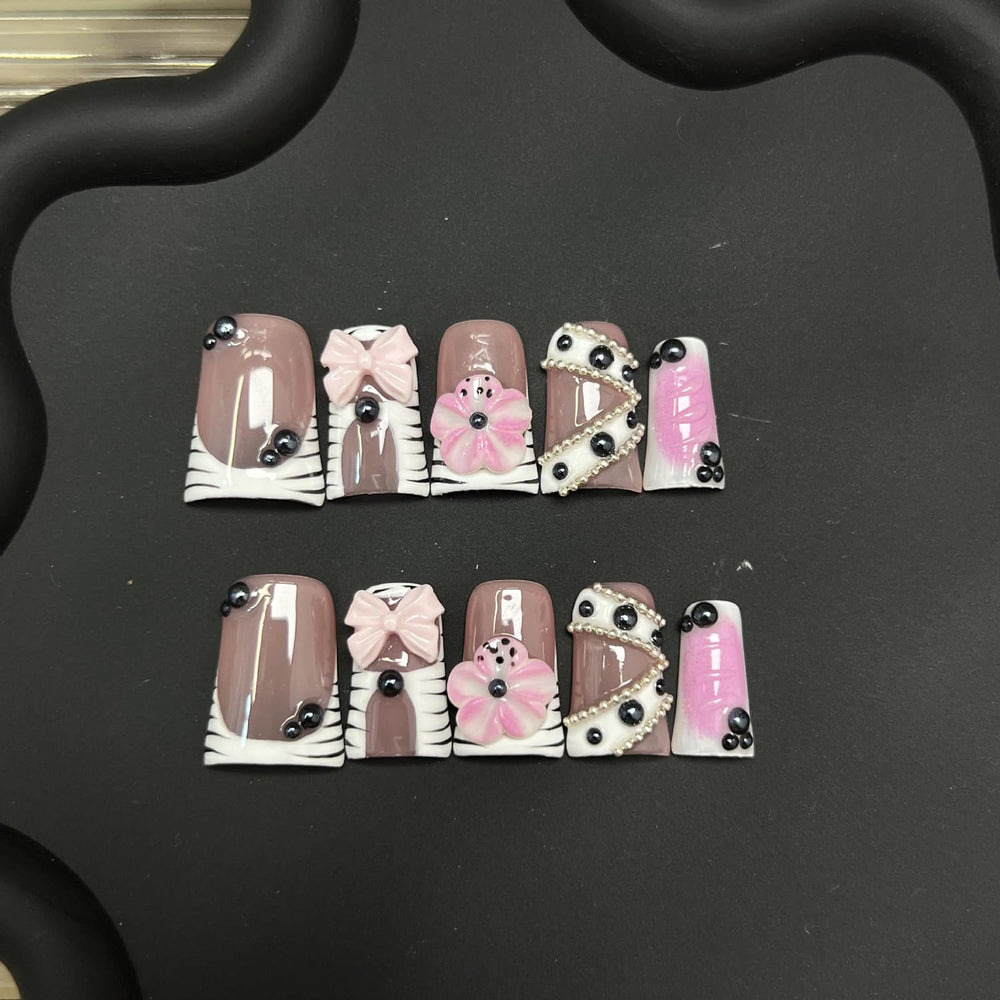 RIICFDD duck press-on nails with 3D bow accents for playful elegance