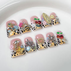 RIICFDD duck press-on nails with French tip and 3D flowers for at-home salon-like manicure.