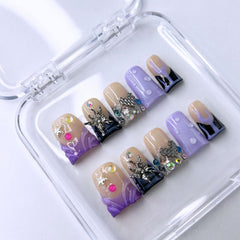 RIICFDD glue-on nails complete kit enables fast at-home manicures.