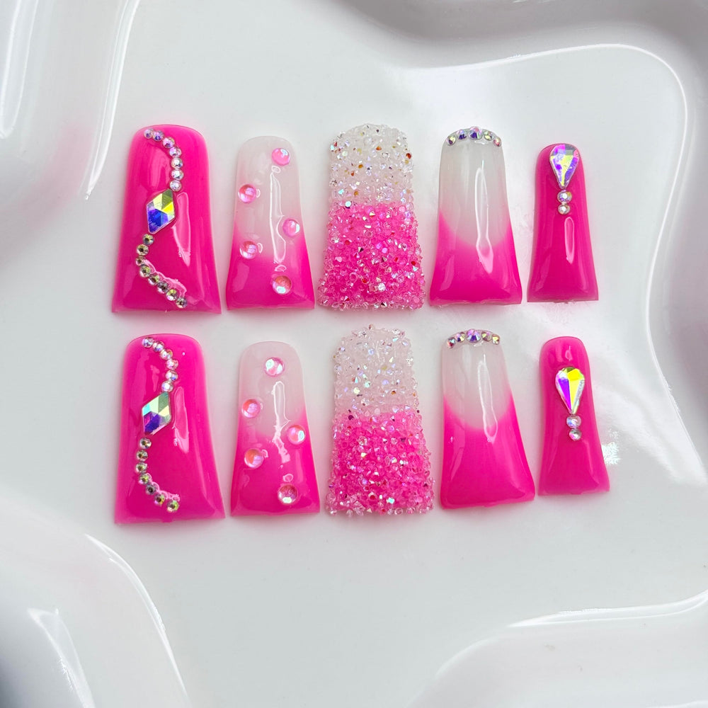 RIICFDD long nails close-up with glossy finish