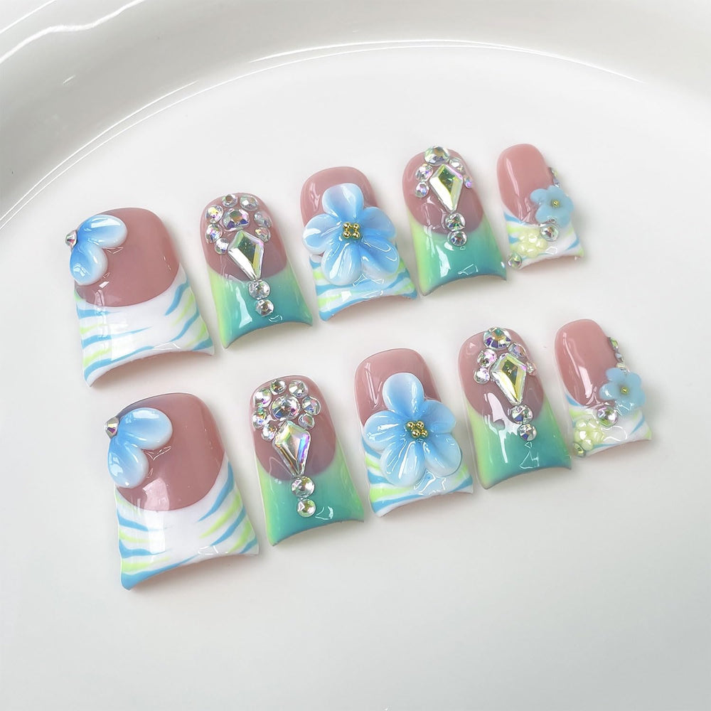 RIICFDD luxury handmade press-on nails close-up, premium finish for durable everyday wear.