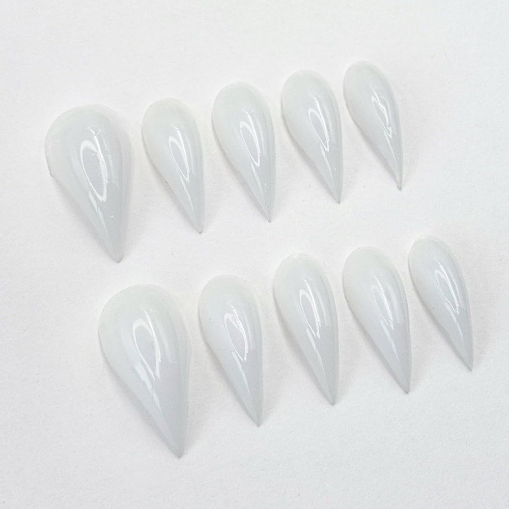 RIICFDD short curved stiletto nails for comfortable daily glamour