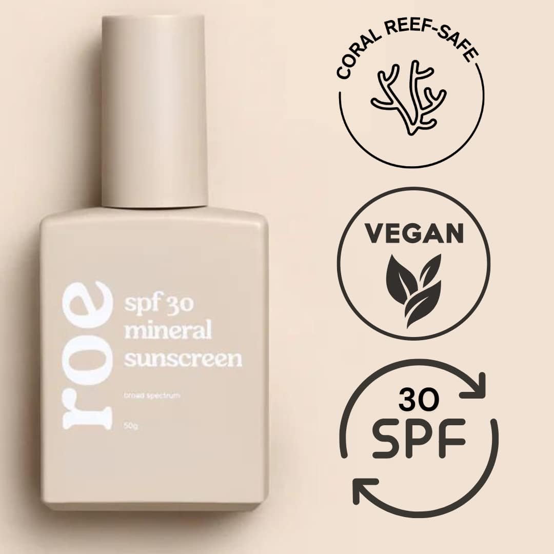 Texture close-up reveals a light, non-greasy finish ideal for daily use.
