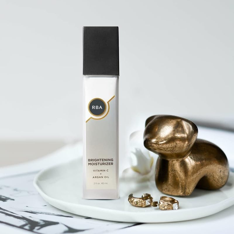 Cruelty-free labeling reflects ethical skincare commitments.