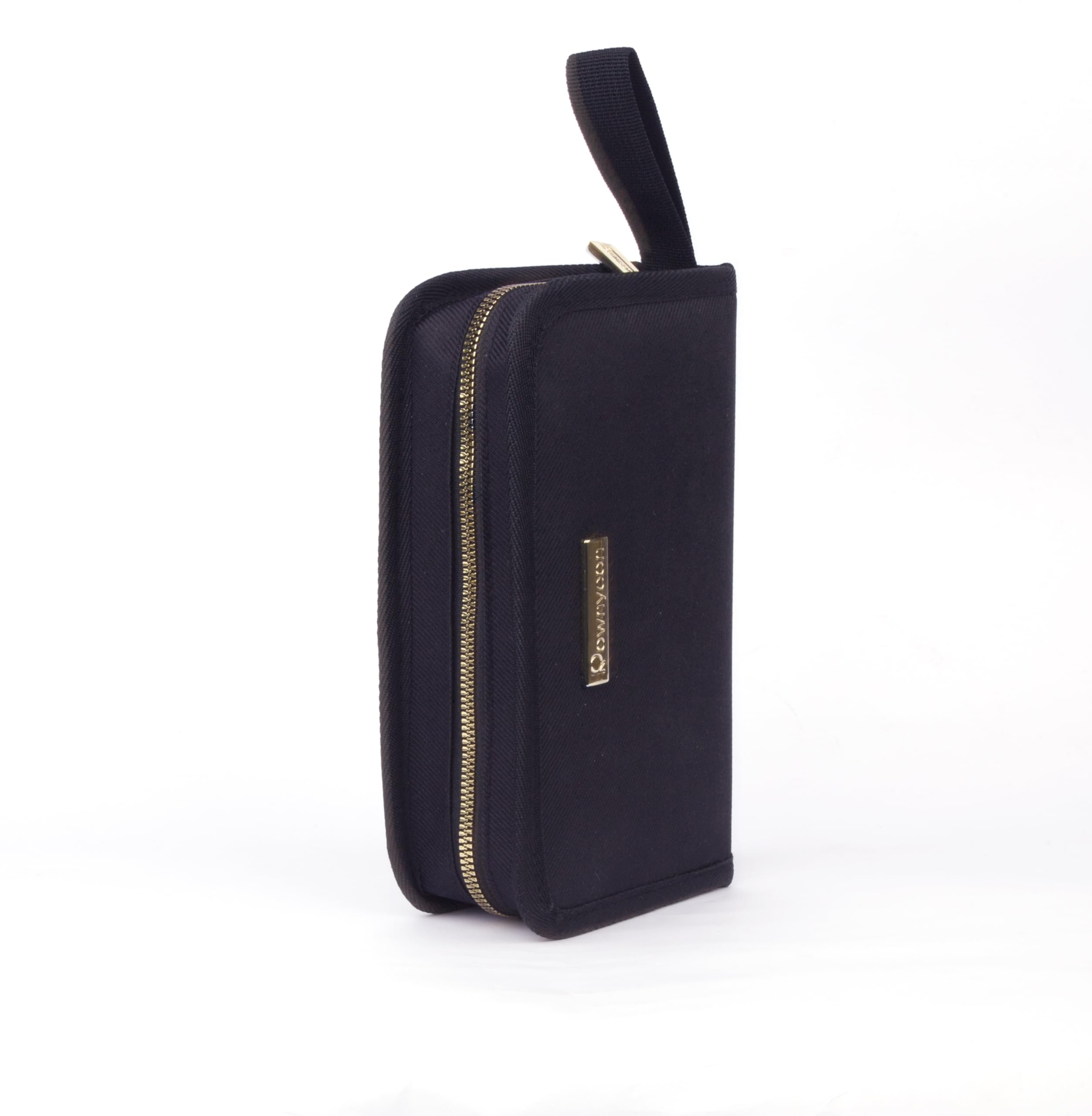 ROWNYEON gift idea for makeup lovers and artists on the move