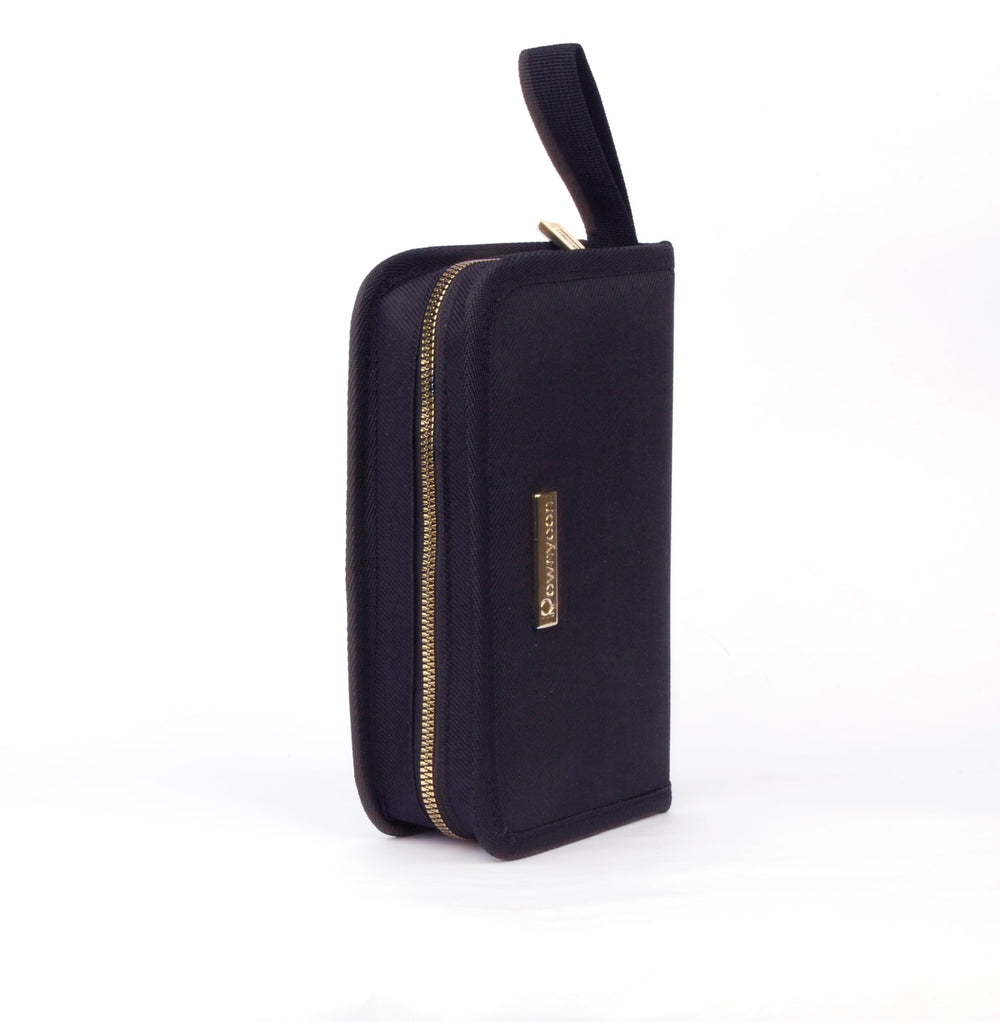 ROWNYEON gift idea for makeup lovers and artists on the move