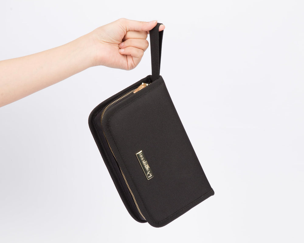 ROWNYEON gold zipper adds durable closure for busy days