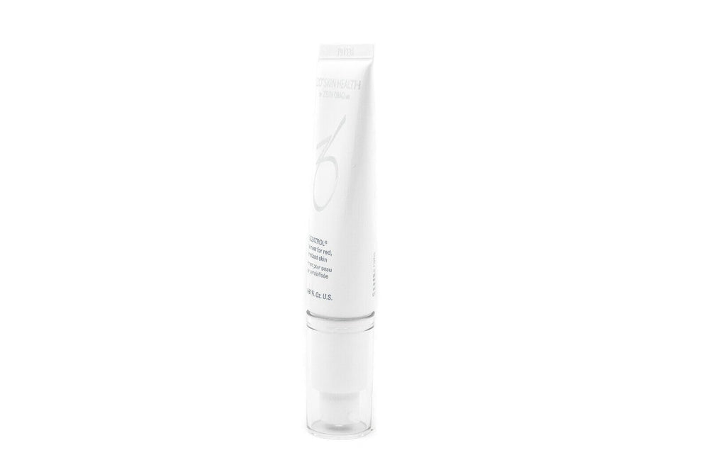 Rozatrol texture close-up illustrates ultra-mild exfoliation in a light gel.