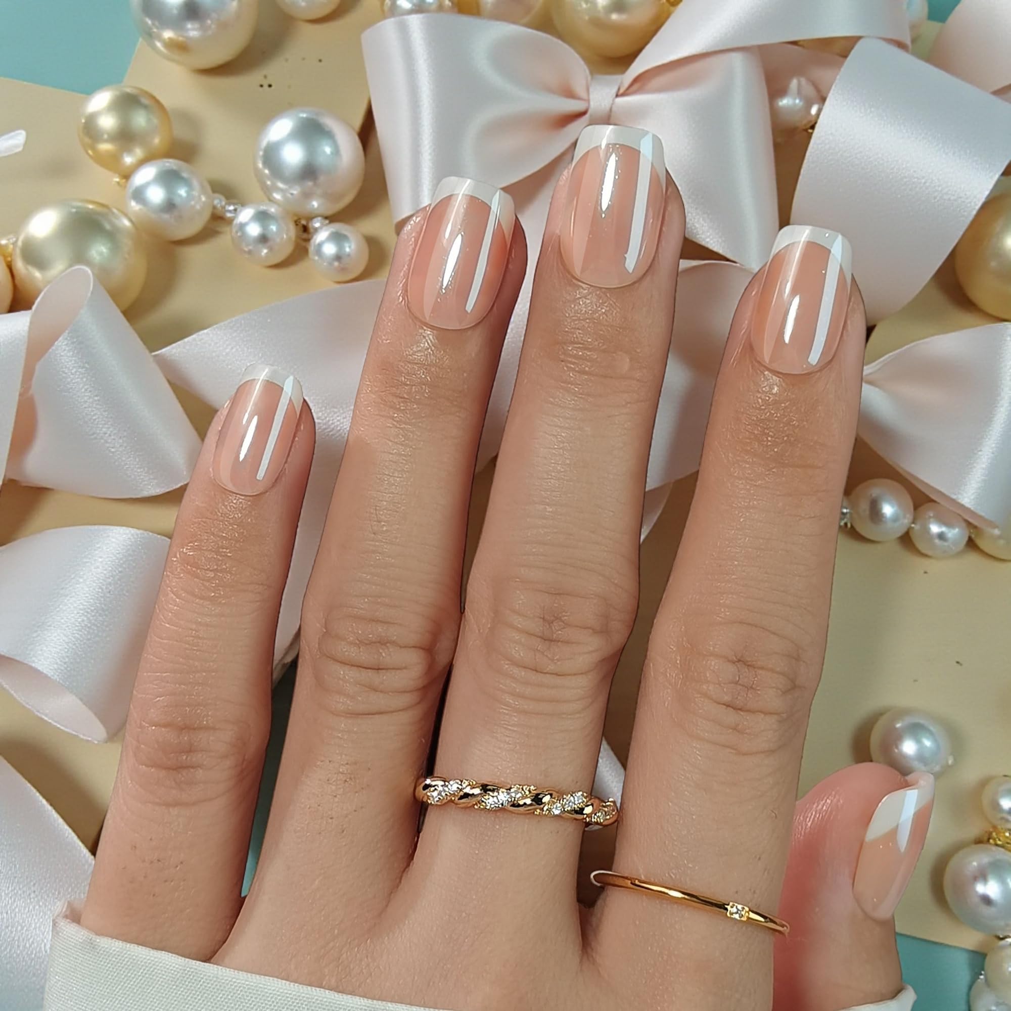 RPNZL Sweetie 32-nail kit with 16 sizes for a precise fit