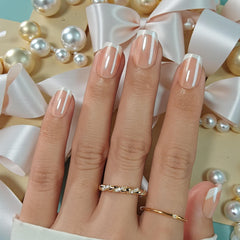 RPNZL Sweetie 32-nail kit with 16 sizes for a precise fit