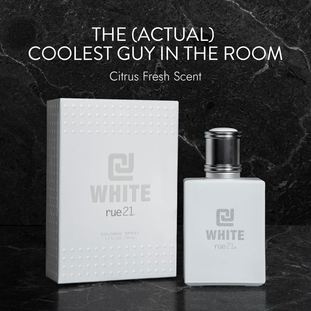 Rue 21 CJ White packaging display evokes a clean, versatile scent