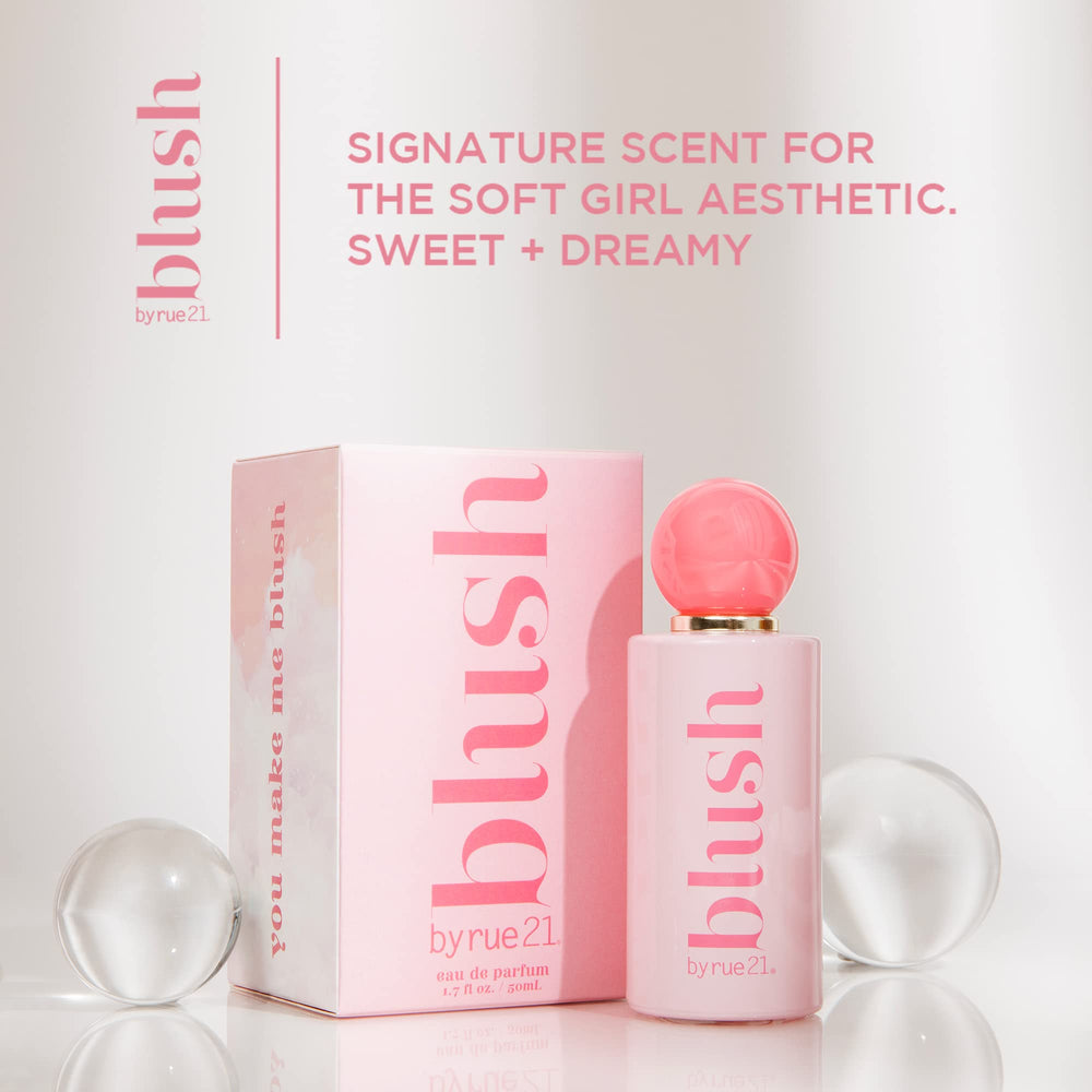 Rue 21 Blush features passion fruit, red berry, and caramelized apple notes for vibrant appeal.