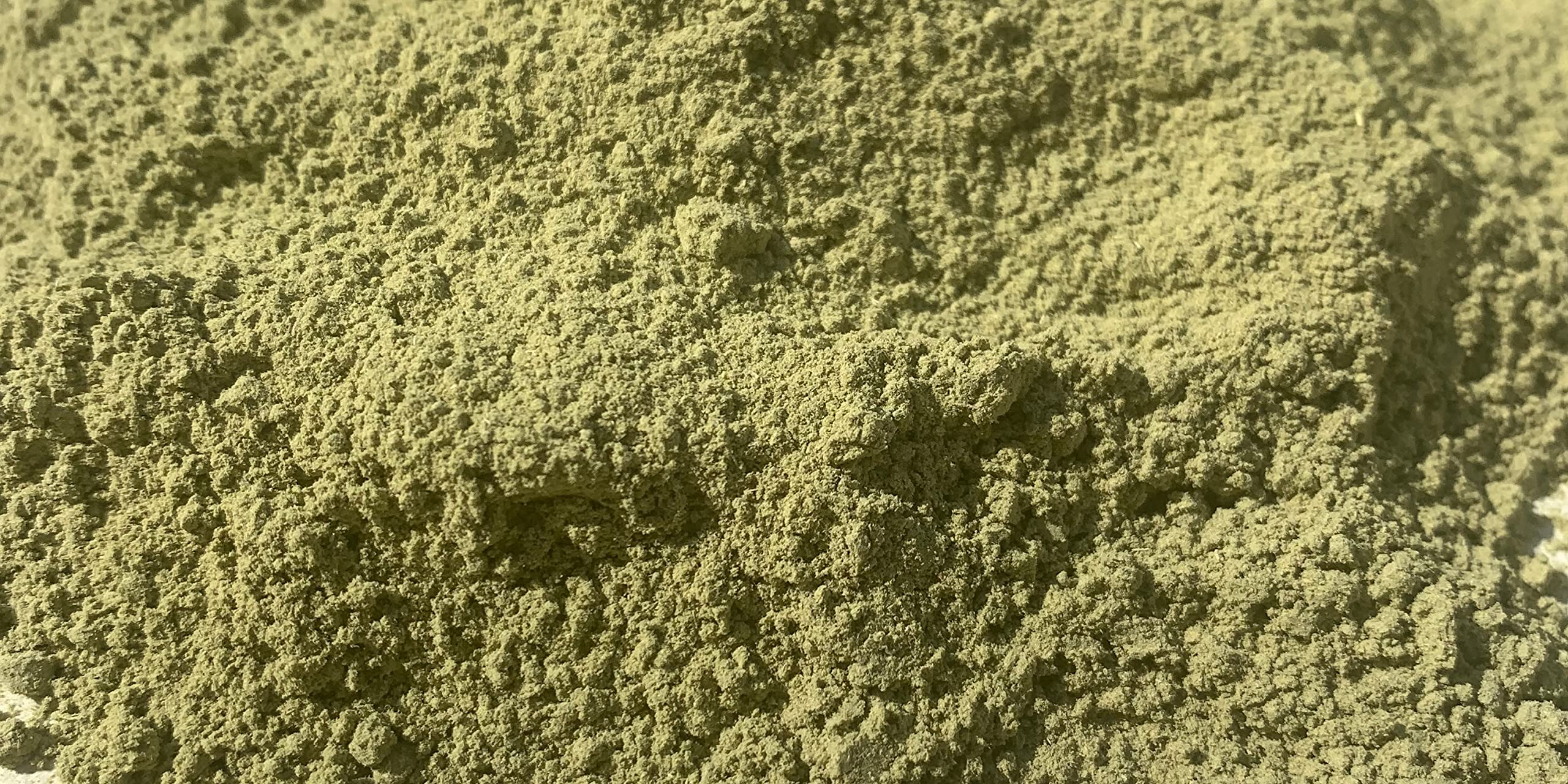 SAAFI AH ORGANICS Qasil Powder used as a face mask for gentle cleansing.