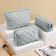 Sadnyy interior layout shows roomy compartments for cosmetics and accessories.