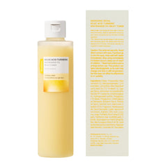 SAEKDONG SEOUL Saekdong Seoul toner cap-closeup emphasizes easy handling and portability