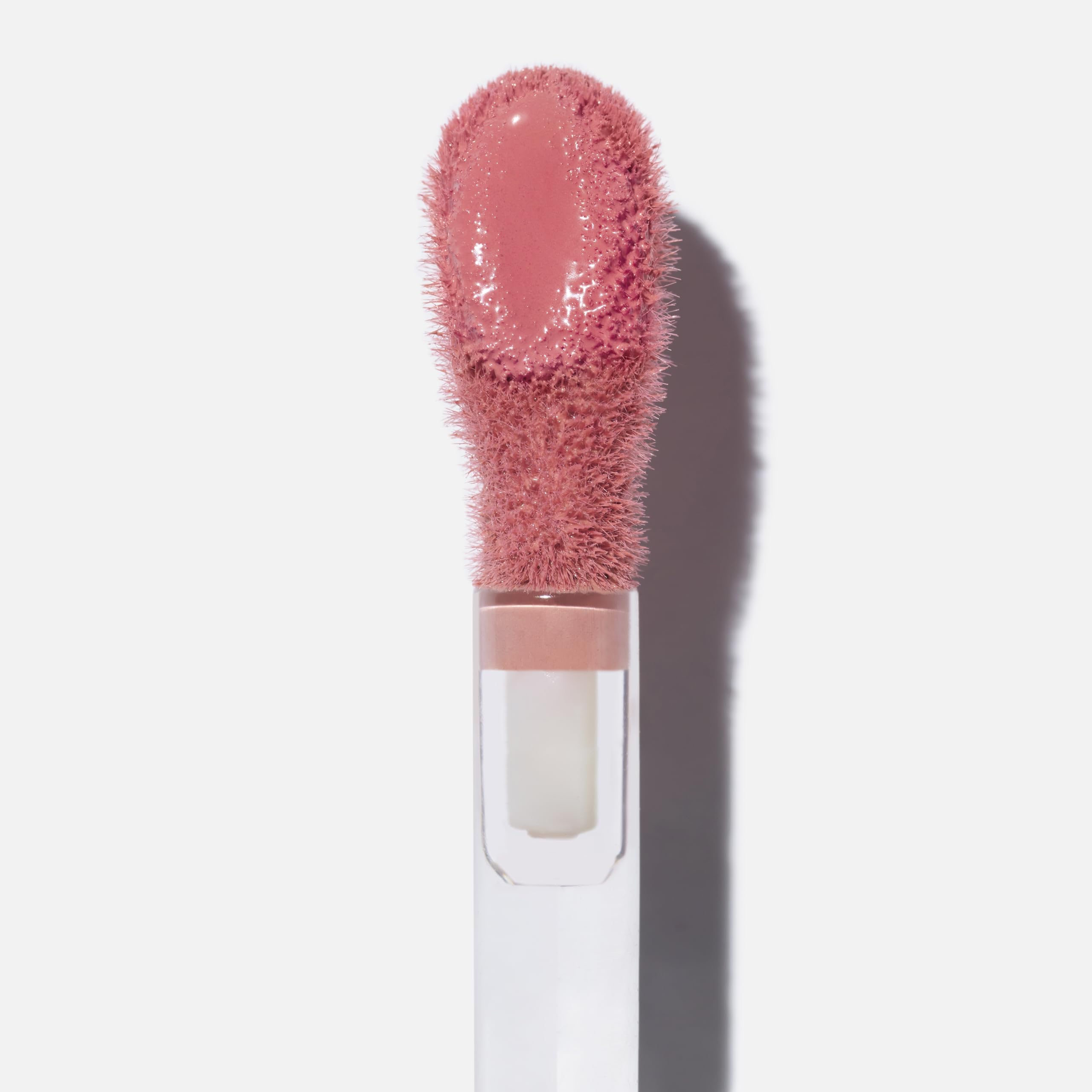 Wand tip applying creamy texture for easy blending