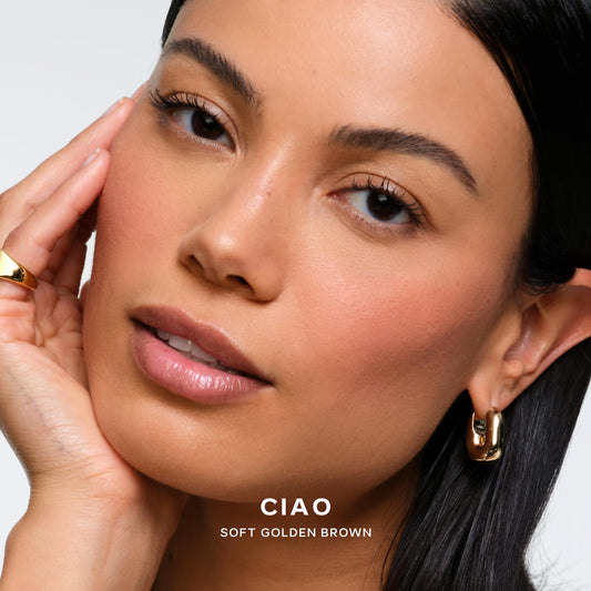 Saie Supersuede Baked Blush texture closeup reveals smooth, blendable pigment.