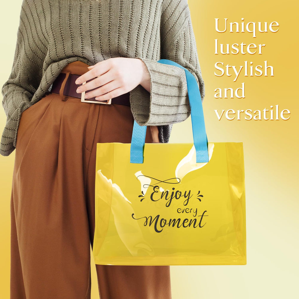 Saint Roy multiuse tote bag for daily storage and beauty essentials.