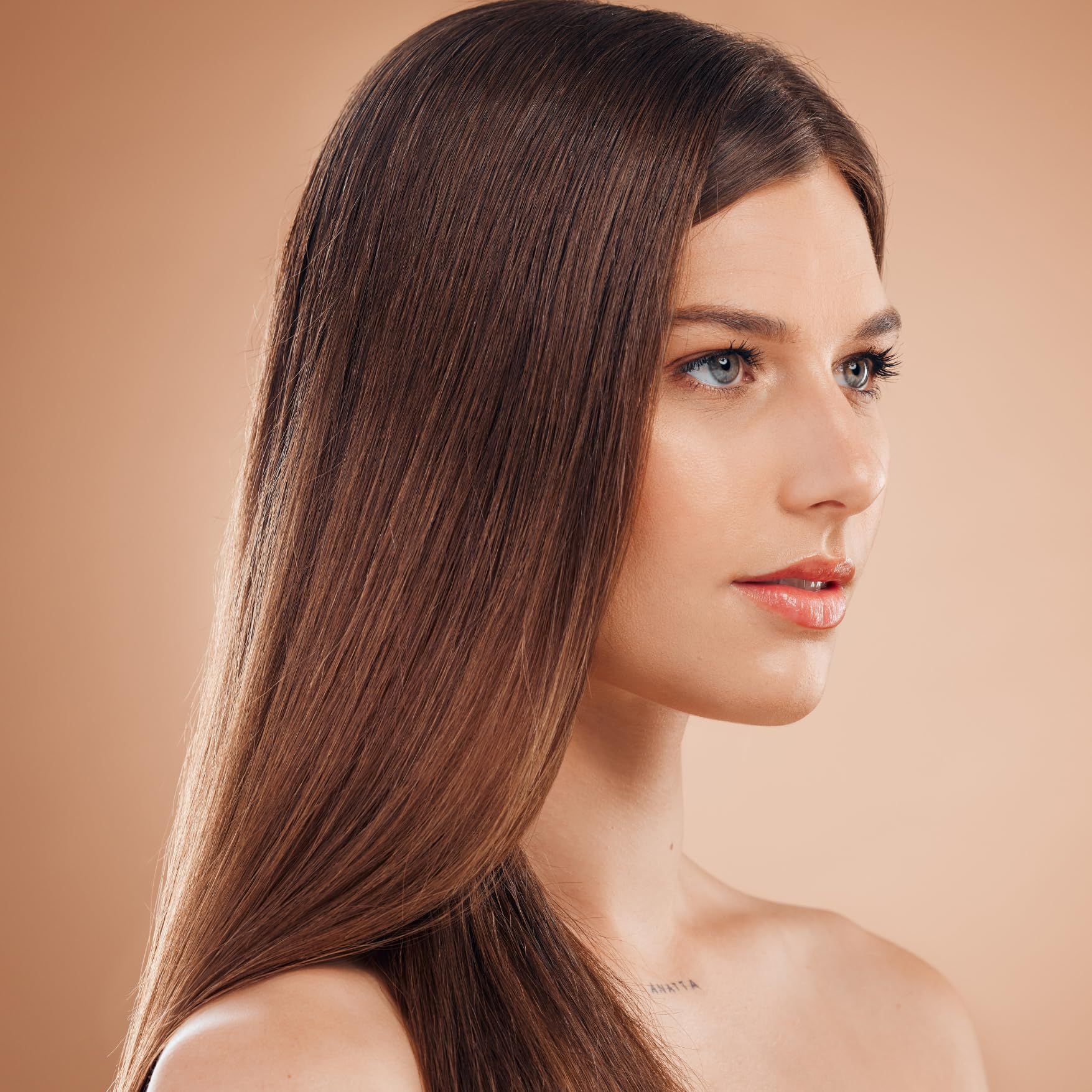 Saints & Sinners Velvet Divine used on dry hair for extra shine