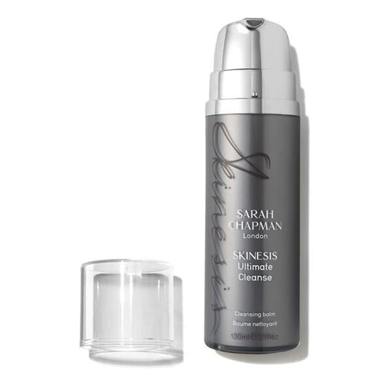 Sarah Chapman Skinesis Ultimate Cleanse on hand, creamy lather for gentle cleansing.