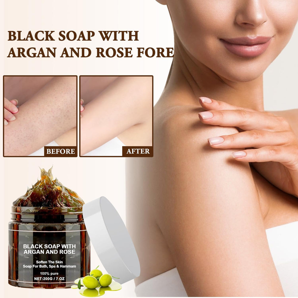 Satasiam exfoliation glove massage during cleansing