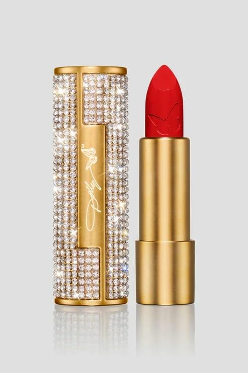 SCENT BEAUTY Dolly Heaven's Kiss Lipstick cap push-open for easy access and luxury