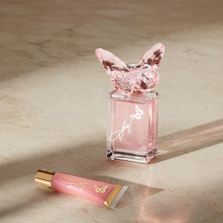 SCENT BEAUTY Dolly Parton fragrance on skin, warm sandalwood base