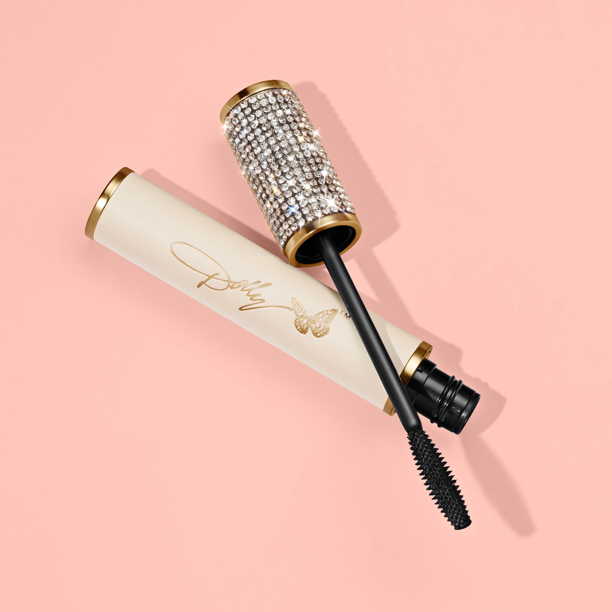 SCENT BEAUTY Dolly-Eyes Mascara water-resistant formula handles humidity