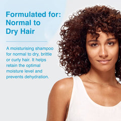 Schwarzkopf HMK Micellar Shampoo applied to hair showing hydration