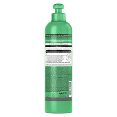Sedal Cream tube applying on curly hair demonstrates easy definition work.