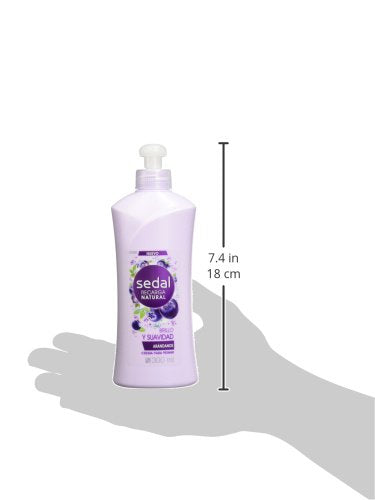 Sedal silky hair after use hints at shine and softness.