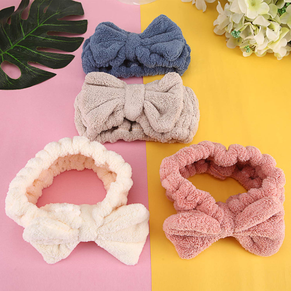 Senkary brown headband provides cozy, absorbent fit for shower rituals.