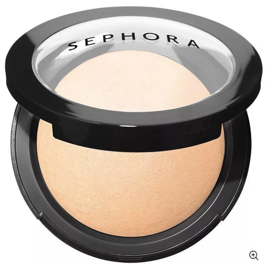 Sephora Microsmooth Powder 30 Sand close-up showing a lightweight, natural finish