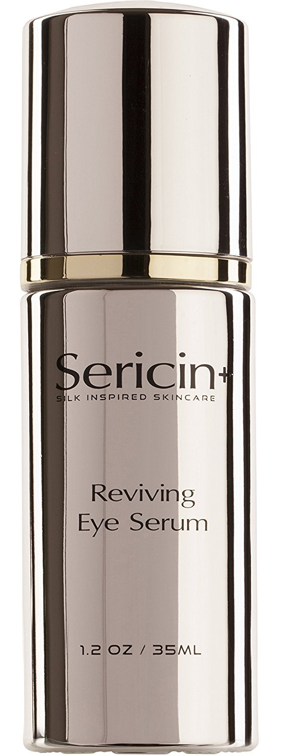 Sericin+ Reviving Eye Serum application demonstrates light absorption around the eye.