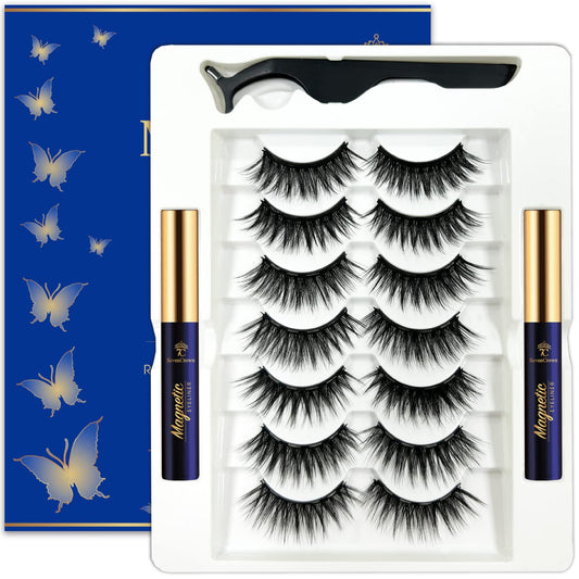 7C SEVENCROWN Magnetic Eyelashes create a natural cat-eye look with secure magnets.