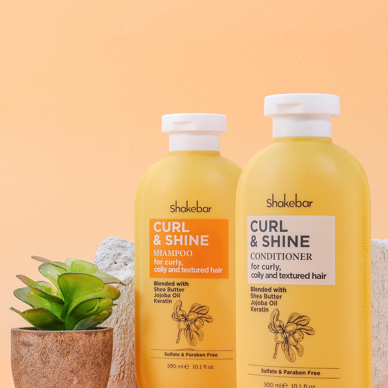 SHAKEBAR Keratin Curly Conditioner dispensing pump shows easy daily use