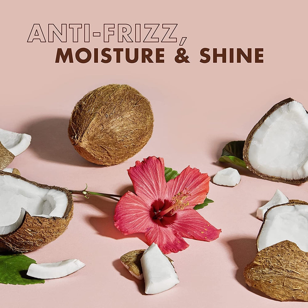 Curls appear shiny after using SheaMoisture Coconut & Hibiscus Smoothie.
