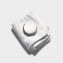Shower Candy Travel-friendly bar stays solid and leak-free during trips.