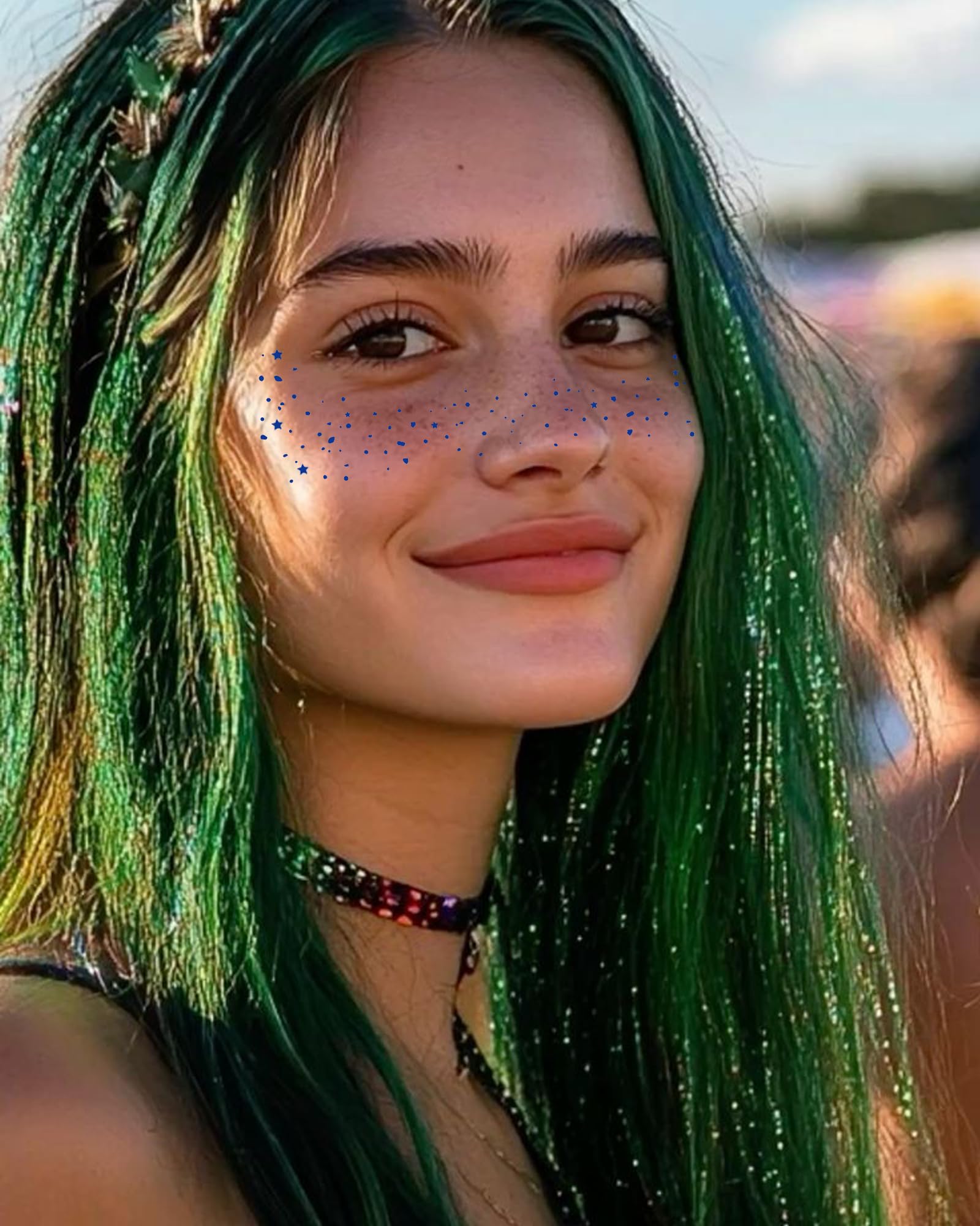 Simpilos blue face glitter is skin-friendly and gentle on sensitive skin.